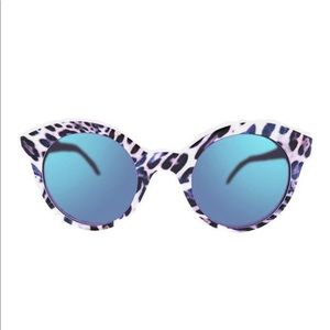 Illesteva White Chapel Sunglasses, like new